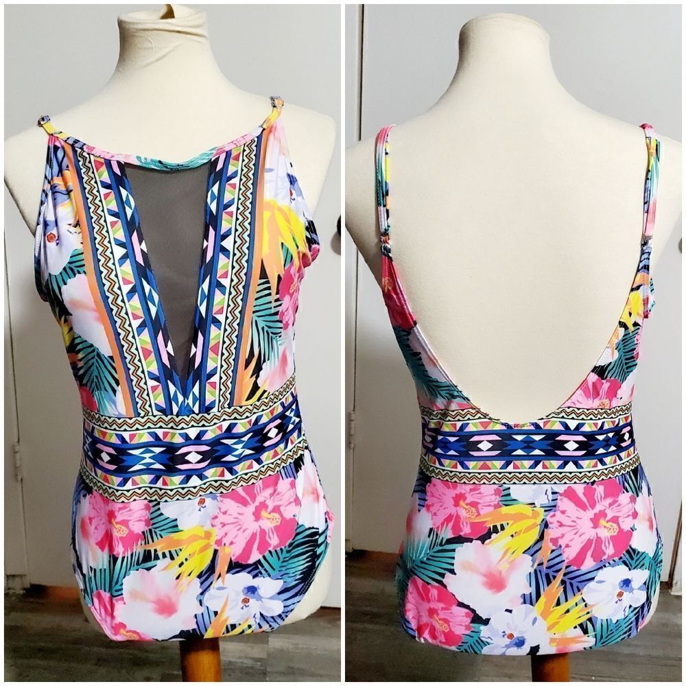 Hawaian Flower NWOT One Piece Swimsuit Size Large